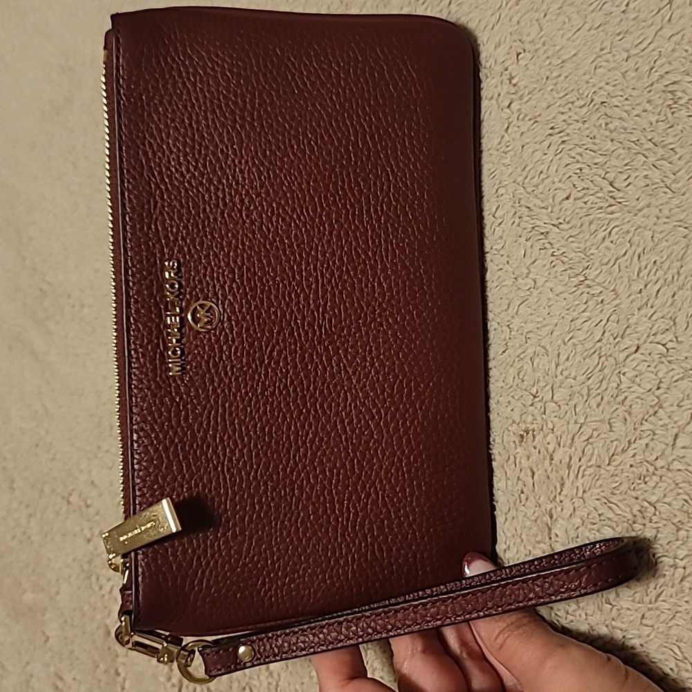 Wristlet